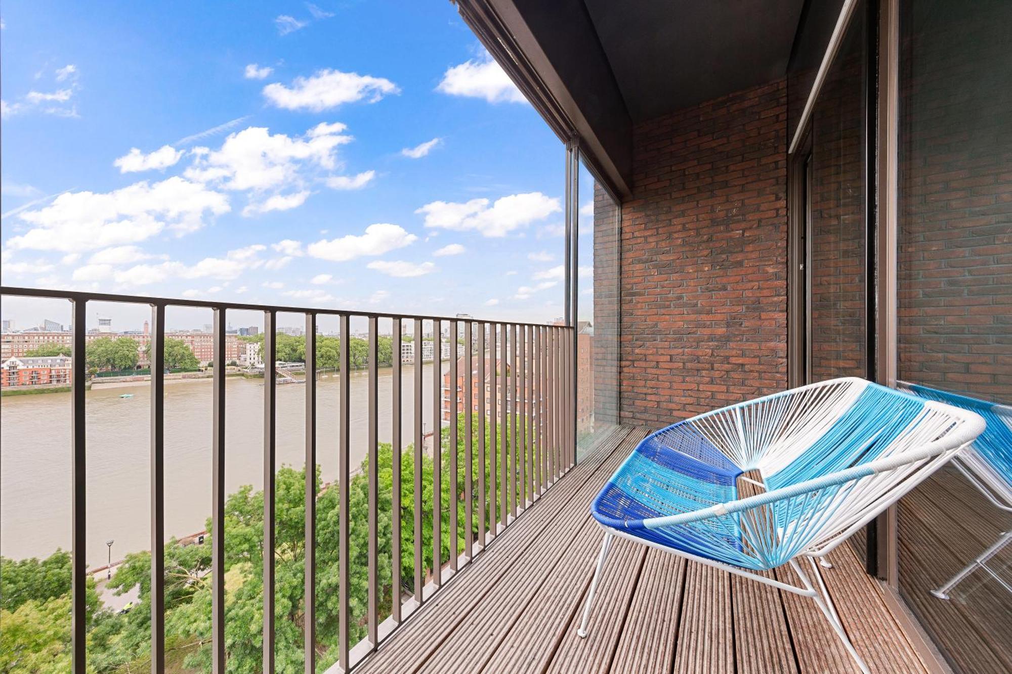 River Panorama Central London 2 Bedroom New Development Exterior photo